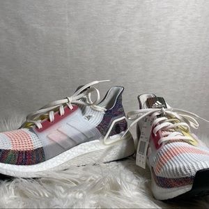 ADIDAS UTRA BOOST